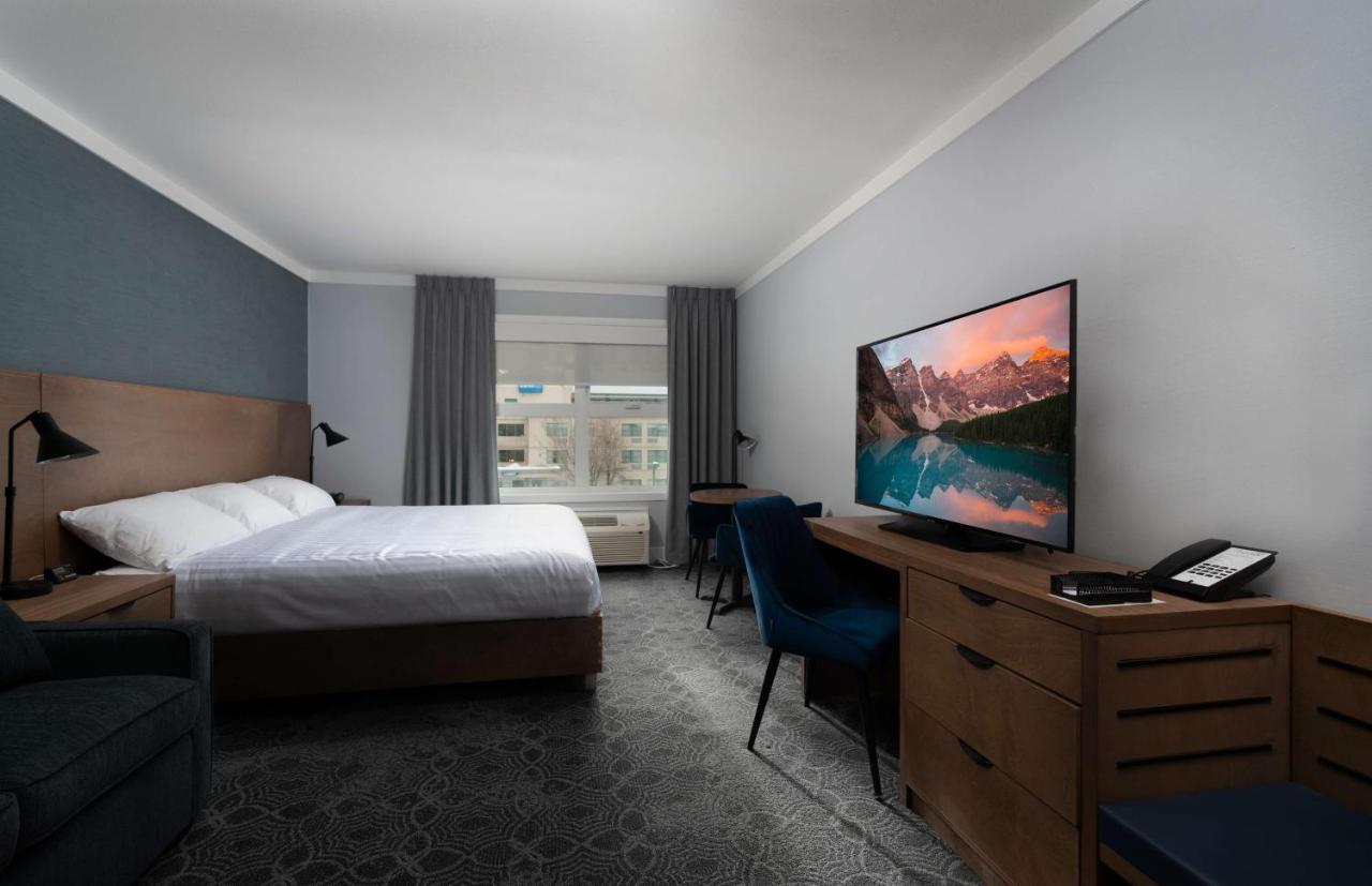 Prestige Kamloops Hotel Экстерьер фото